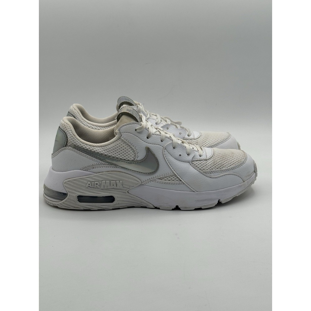 Nike Womens Air Max Excee DJ6001-100 White Casual Shoes Sneakers. Size 9